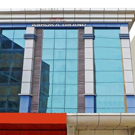 Itsy By Treebo - Ashoka Grand Hotel Varanasi Bagian luar foto