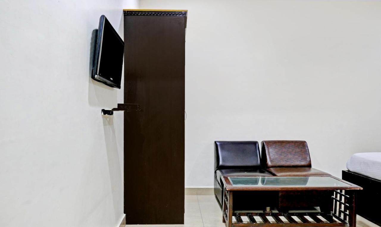 Itsy By Treebo - Ashoka Grand Hotel Varanasi Bagian luar foto