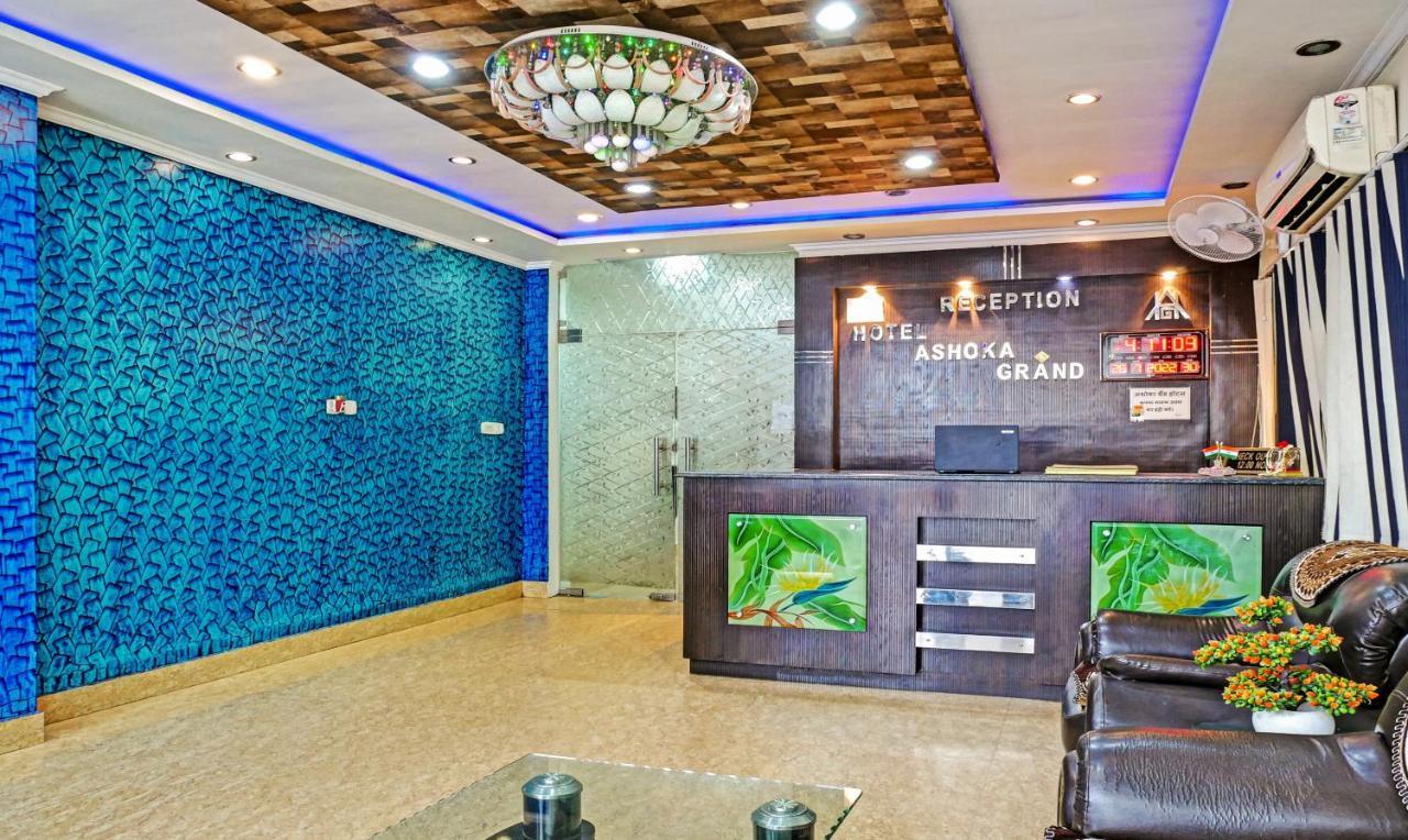 Itsy By Treebo - Ashoka Grand Hotel Varanasi Bagian luar foto